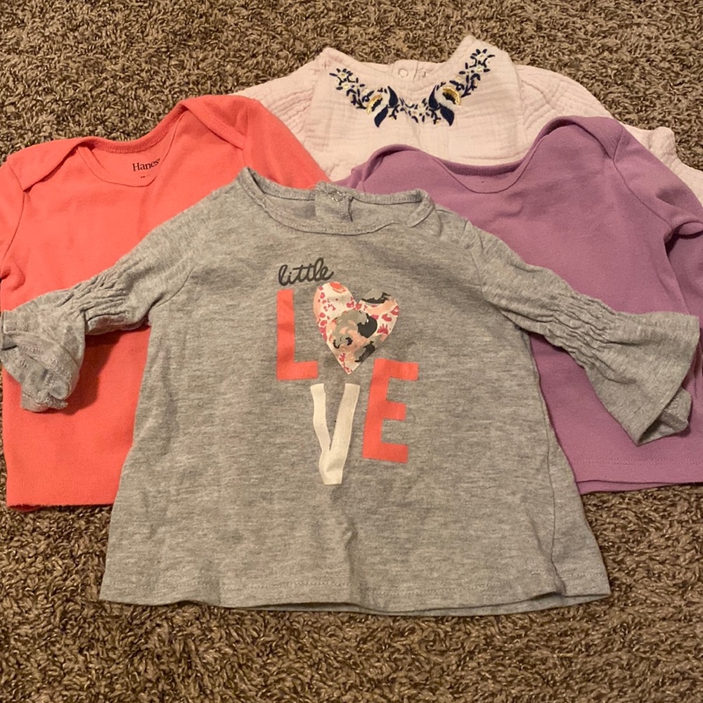 Bundle of 4 long sleeve shirts